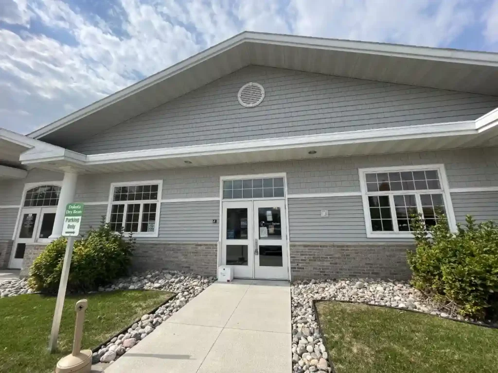Ideal Option – Grand Forks Featured Image